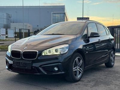 Gebraucht BMW 218 Sport Line 150 PS (110 kW) 2017 Schwarz Van / Kleinbus