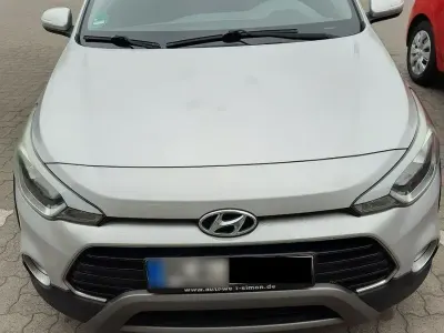 Gebraucht Hyundai i20 Active 101 PS (74 kW) 2018 Silber Kleinwagen