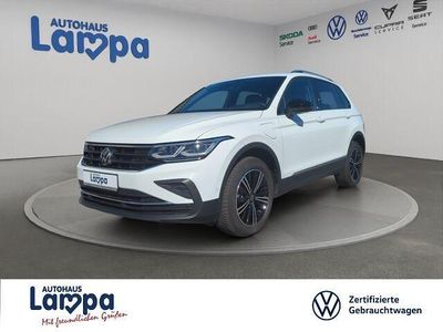 Gebraucht VW Tiguan Active 245 PS (180 kW) 2022 Pure white SUV