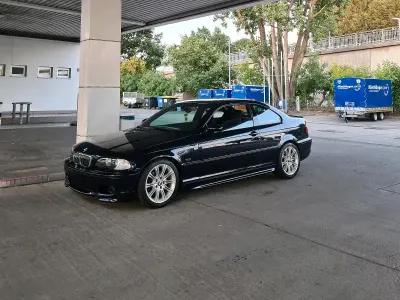 Gebraucht BMW 318 M Sport 118 PS (86 kW) 2001 Blau Coupé