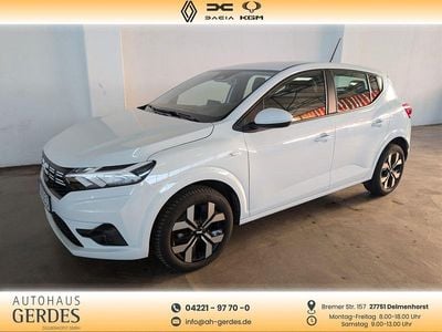 Weiß Gebraucht 2024 Dacia Sandero Kleinwagen | 15.990 € (Guter Preis)