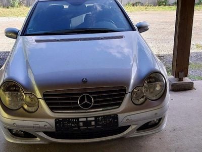 Mercedes C180
