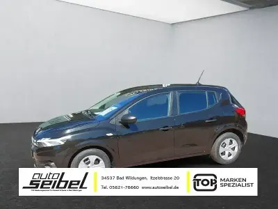 Używany Dacia Sandero Essentiel 91 KM (66 kW) 2024 Czarny Hatchback