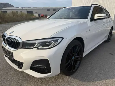 Używany BMW 330e M Sport 184 KM (135 kW) 2021 Biały Kombi
