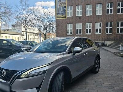 Gebraucht Nissan Qashqai 140 PS (102 kW) 2022 Grau SUV