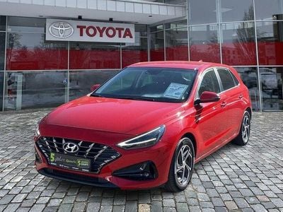 Gebraucht Hyundai i30 120 PS (88 kW) 2021 Rot