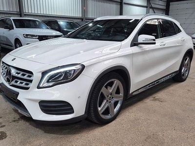 Gebraucht Mercedes GLA180 122 PS (89 kW) 2018 Weiß SUV