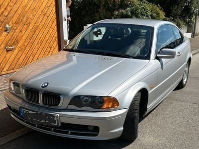 BMW 323
