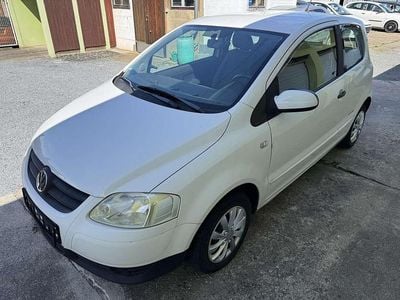 Gebraucht VW Fox Refresh 54 PS (39 kW) 2009 Ibisweiß Kleinwagen