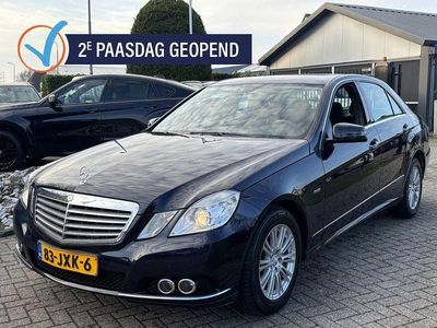 Gebraucht Mercedes E200 136 PS (100 kW) 2009 Blau Limousine