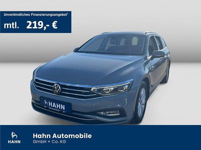 Gebraucht VW Passat Business 150 PS (110 kW) 2023 Mondsteingrau Kombi
