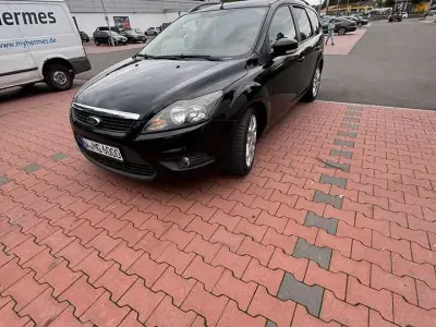 Gebraucht Ford Focus 109 PS (80 kW) 2009 Schwarz Kombi