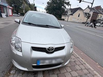 Silber Gebraucht 2008 Toyota Auris Limousine | 2.800 € (Guter Preis)