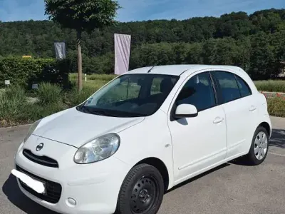 Gebraucht Nissan Micra 80 PS (58 kW) 2012 Weiß Kleinwagen