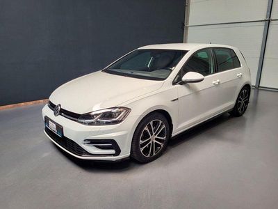 Pure white Gebraucht 2020 VW Golf VII R-line Limousine | 19.950 € (Guter Preis)