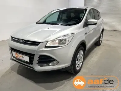 Gebraucht Ford Kuga Trend 150 PS (110 kW) 2017 Silber SUV
