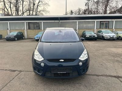 Gebraucht Ford S-MAX Titanium 145 PS (106 kW) 2009 Blau Van / Kleinbus