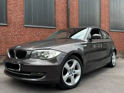 Używany BMW 118 Coupé 143 KM (105 kW) 2011 Brązowy Coupe