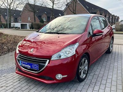 Rot Gebraucht 2014 Peugeot 208 Allure Kleinwagen | 7.990 € (Etwas zu teuer)