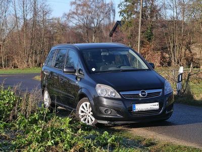 Gebraucht Opel Zafira Family 140 PS (102 kW) 2014 Schwarz Van / Kleinbus