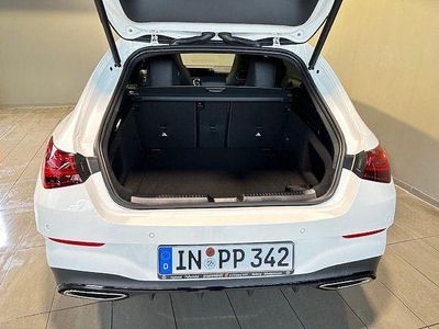 Gebraucht Mercedes CLA180 Shooting Brake AMG line 136 PS (100 kW) 2025 Kombi