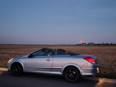 Gebraucht Opel Astra Cabriolet 140 PS (102 kW) 2007 Blau Cabrio