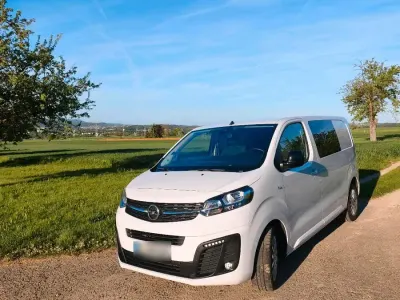 Usata Opel Vivaro 144 CV (105 kW) 2024 Bianco Monovolume