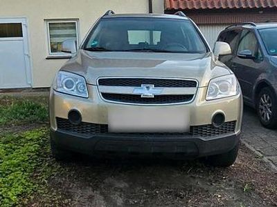 Second-hand Chevrolet Captiva 136 CP (100 kW) 2010 Auriu SUV
