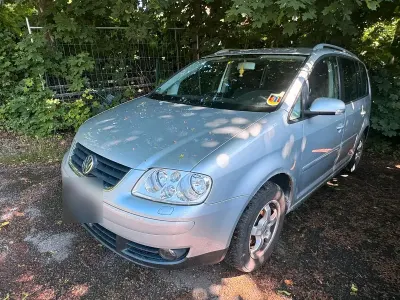 Gebraucht VW Touran 104 PS (76 kW) 2007 Silber Van / Kleinbus