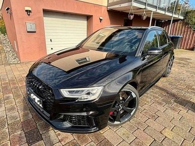 Schwarz Gebraucht 2018 Audi RS3 Sport Limousine | 42.000 € (Fairer Preis)