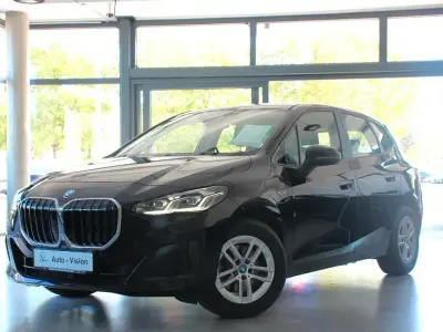 Gebraucht BMW 225 Active Tourer 245 PS (180 kW) 2023 Schwarz Van / Kleinbus