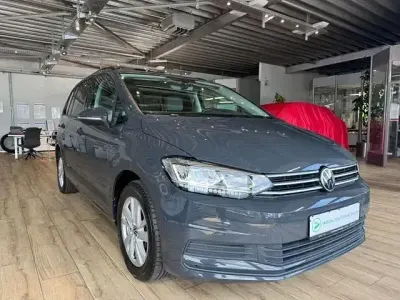 Gebraucht VW Touran Comfortline 150 PS (110 kW) 2020 Andere Van / Kleinbus