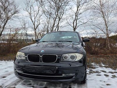 Gebraucht BMW 116 Sport Line 122 PS (89 kW) 2008 Schwarz Kleinwagen