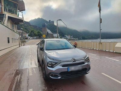 Używany Citroën C4 PureTech 131 KM (96 kW) 2023 Srebrny Sedan/Limuzyna