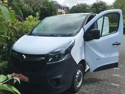 Gebraucht Opel Vivaro 116 PS (85 kW) 2016 Weiß Van / Kleinbus
