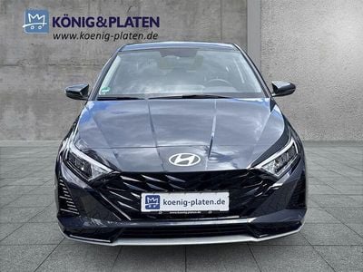 Gebraucht Hyundai i20 Trend 101 PS (74 kW) 2025 Aurora grey (grau) Kleinwagen