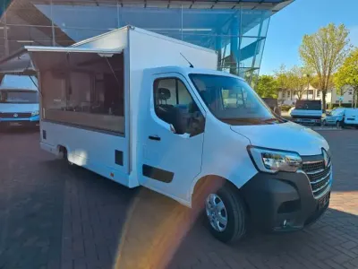 Używany Renault Master 163 KM (119 kW) 2024 Biały Minivan