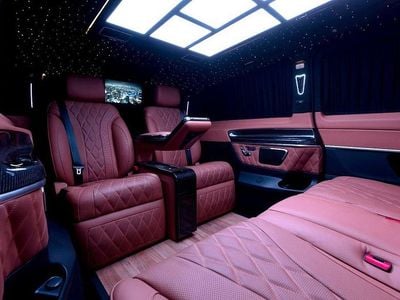 Gebraucht Mercedes V300 AMG 239 PS (175 kW) 2024 Schwarz Van / Kleinbus