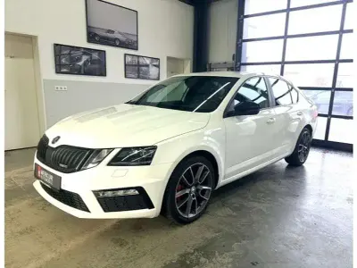 Gebraucht Skoda Octavia RS 230 PS (169 kW) 2017 Weiß Limousine