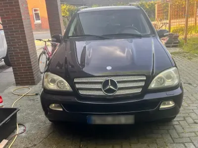 Gebraucht Mercedes ML350 235 PS (172 kW) 2005 Schwarz SUV