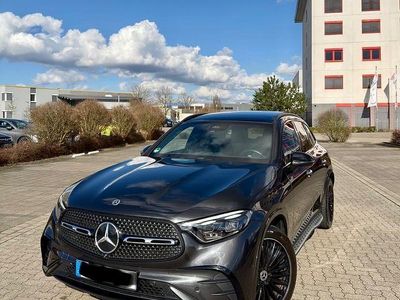 Gebraucht Mercedes GLC300 258 PS (189 kW) 2023 Grau SUV