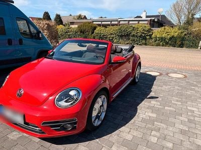 Usata VW Beetle Sound 105 CV (77 kW) 2018 Rosso Utilitaria