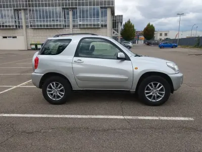 Gebraucht Toyota RAV4 Limited 150 PS (110 kW) 2002 Silber SUV