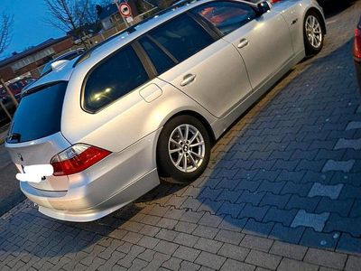 Gebraucht BMW 525 177 PS (130 kW) 2005 Silber Kombi