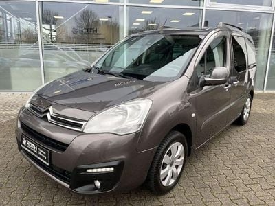Grau Gebraucht 2017 Citroën Berlingo PureTech Van / Kleinbus | 9.800 € (Fairer Preis)