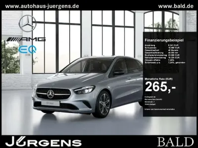 Używany Mercedes B200 Progressive 150 KM (110 kW) 2025 Srebrny Minivan