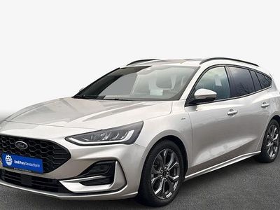 Silber Gebraucht 2024 Ford Focus ST-Line X Kombi | 23.503 € (Guter Preis)