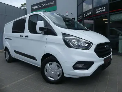 Gebraucht Ford Transit Custom 131 PS (96 kW) 2021 Frozen white Van / Kleinbus