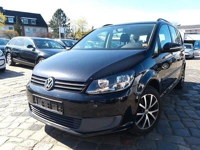 Second-hand VW Touran Trendline 105 CP (77 kW) 2011 Negru Monovolum