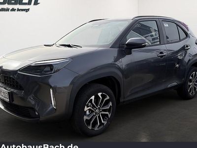 Neu Toyota Yaris Cross 130 PS (95 kW) 2026 Grau SUV